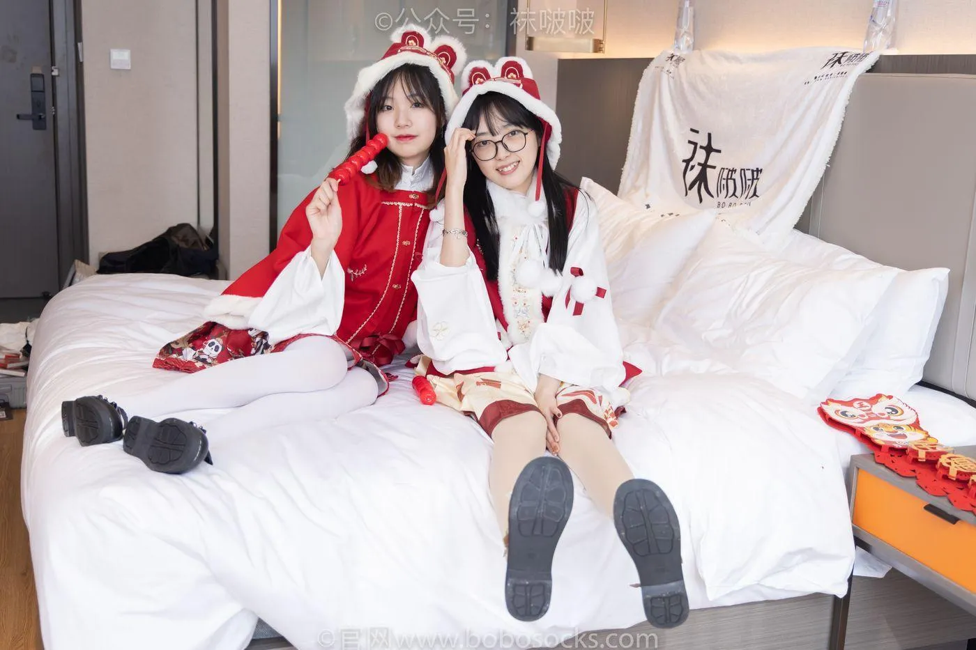 [BoBoSocks袜啵啵]NO.054 小甜豆与稚予-给大家拜年啦 [139P]插图3